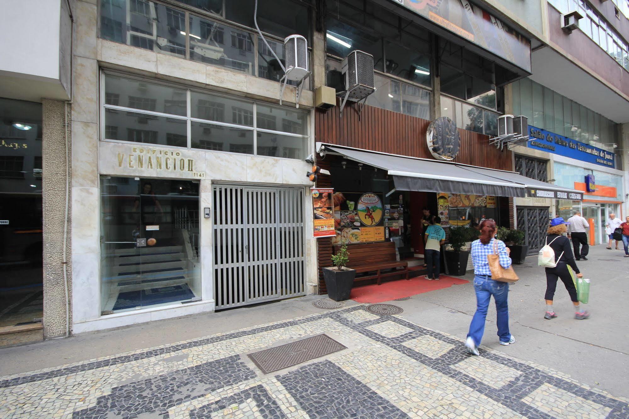 Apartamento Copacabana 705 B *